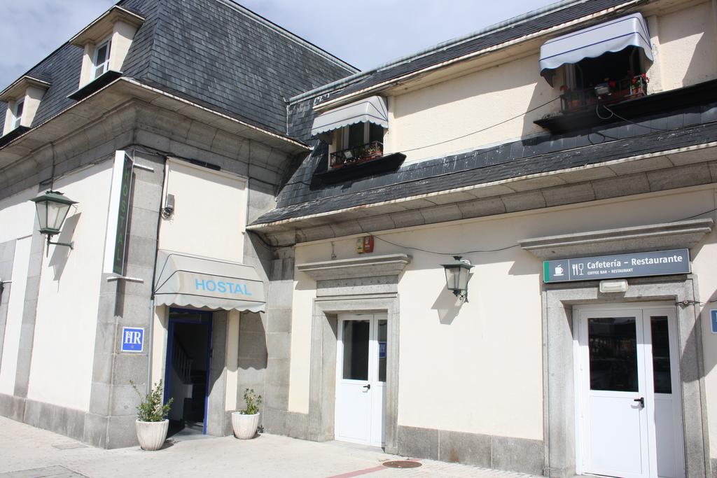 Hostal La Estacion Ávila Luaran gambar