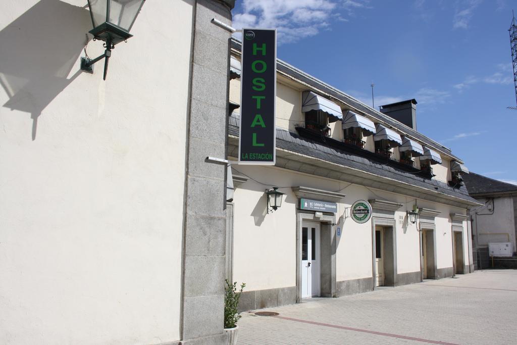 Hostal La Estacion Ávila Luaran gambar
