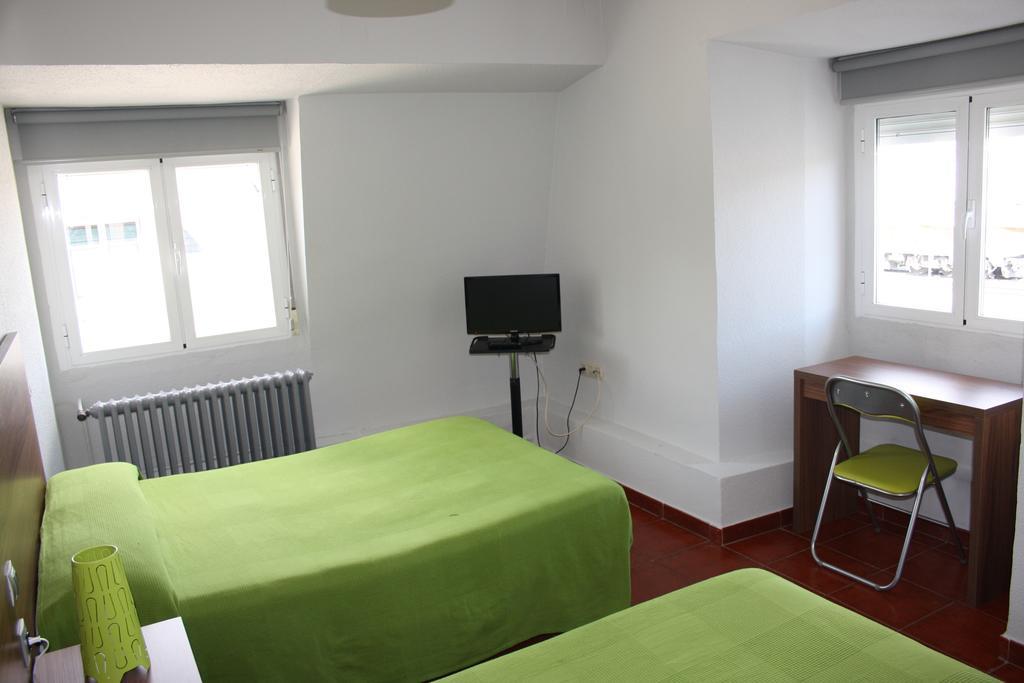 Hostal La Estacion Ávila Bilik gambar